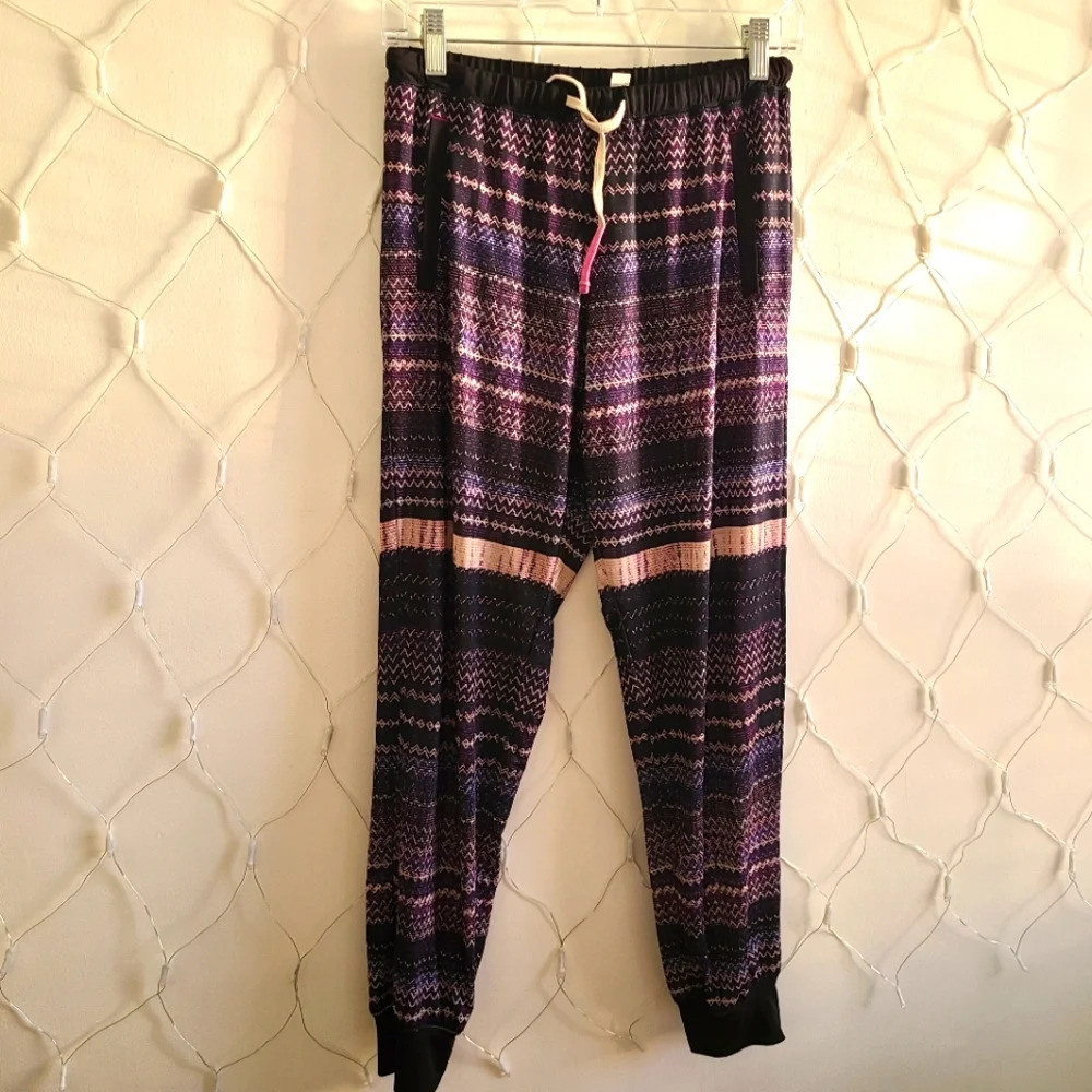 SALE! Lucky Lotus Jogger Pants / Purple Chevron / Size XS